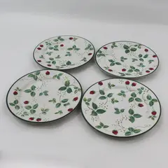Set of 4 International Tableworks Stoneware STRAWBERRY FAIR Salad plates 7.5"