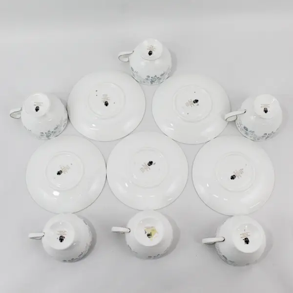 Set of 6 Vintage Wedgwood Belle Fleur Bone China Footed Cups And 5 Saucers