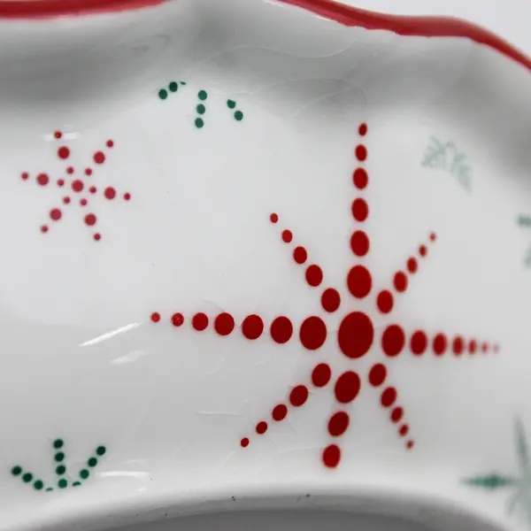 Russ Christmas Ceramic Pie Dish Red With White Dot Snowflake