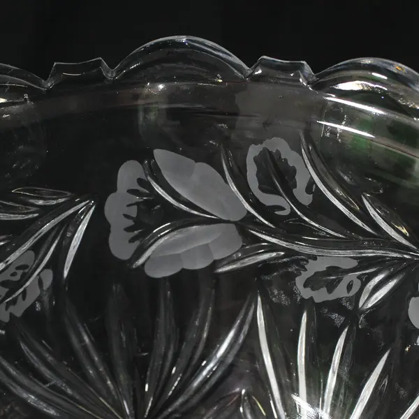 Clear Crystal Footed Bowl Scalloped Rim Etched Roses 8.25"