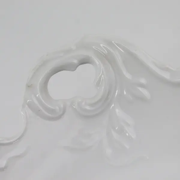 Freddi Japan White Ceramic Double Handle Platter Scalloped Rim Embossed Vine