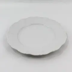 Seltmann Weiden Porcelain Dinner Plate Scrolled Border Scalloped Rim 10.5"