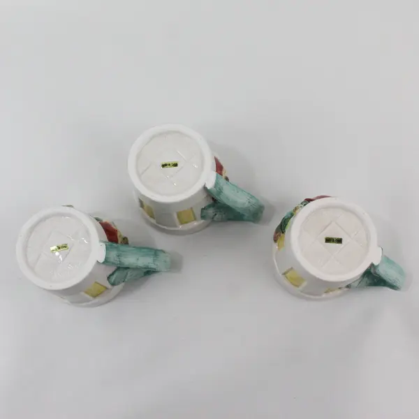 Up Design Set of 3 Raised Strawberry Flower Coffee Mugs Vintage