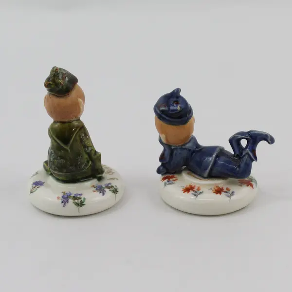 2 Vintage Ceramic Pixie Figurines Reading I Dealt Last Signed Yalena