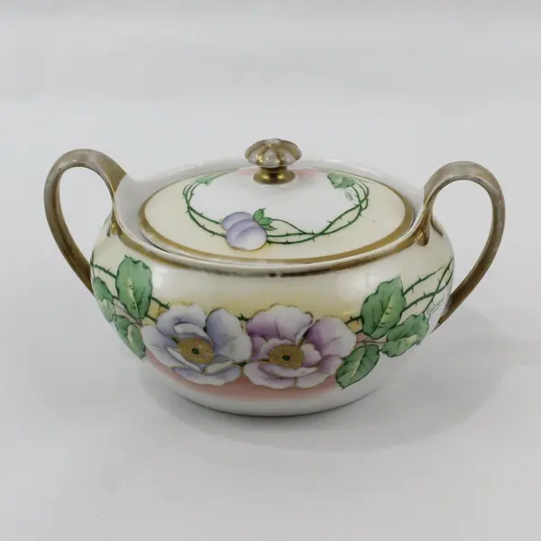 Royal Munich Hand Painted Wild Rose Pattern Sugar Bowl Bavaria