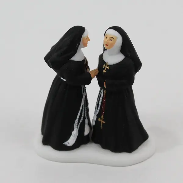 1999 Dept 56 Alpine village Accessory Sisters Of The Abbey 56213