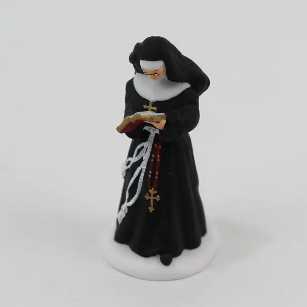 1999 Dept 56 Alpine village Accessory Sisters Of The Abbey 56213