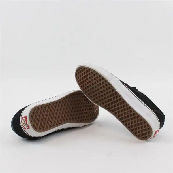 Vans Ultracush Pro HD Black Canvas Skate Shoes Red Plaid Lined Men's Size 7.5