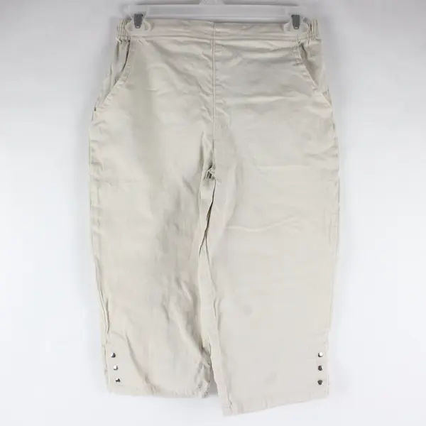Croft & Barrow Snap Button Beige Cotton Capris Women's Size 4P
