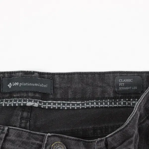 Lee Platinum Label Black Classic Fit Straight Jeans Women's Size 8 Short FLAWED