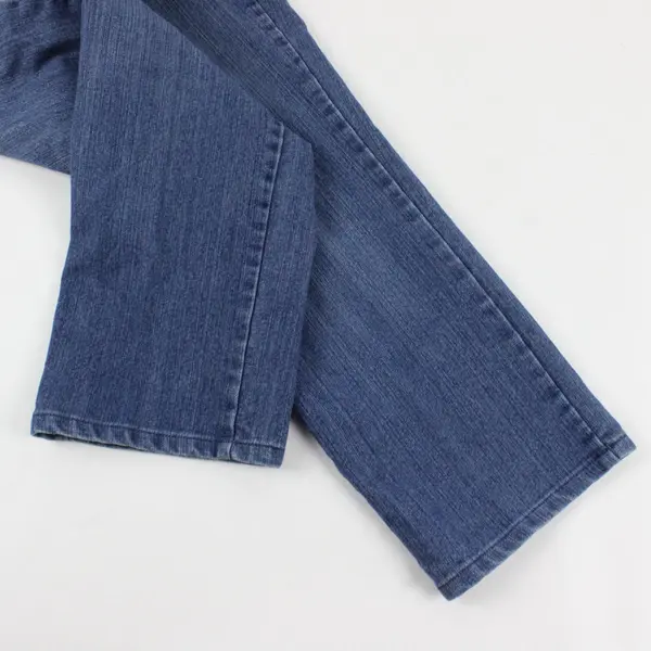 Gloria Vanderbilt Medium Wash Straight-Leg Jeans Women's Size 8