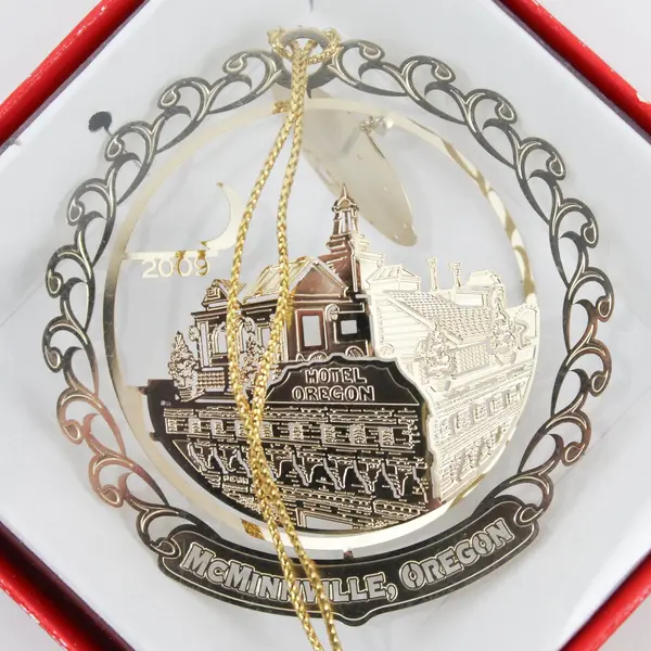 2009 McMinnville Oregon Hotel Gold Brass Ornament Boxed 24K Gold Finish Brass