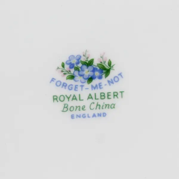 Set Of 4 Royal Albert  Forget Me Not Bone China Dinner Plates 10.5” England