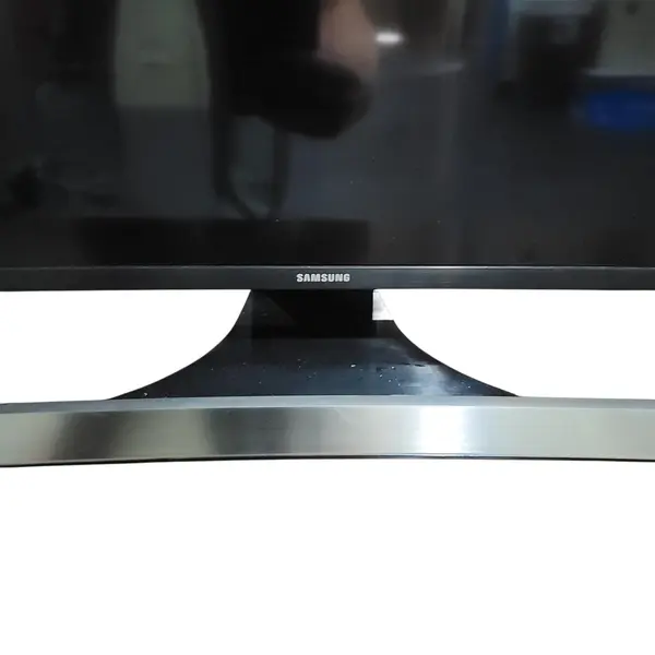 Samsung UN55JU6700 55in Curved UHD Smart TV w/ Stand No Remote - Local Pickup