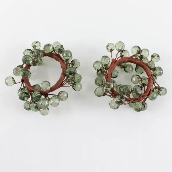 Set of 2 Matching Napkin Rings Green Hard Plastic Berries 