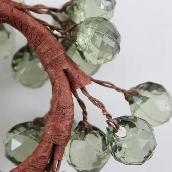Set of 2 Matching Napkin Rings Green Hard Plastic Berries 
