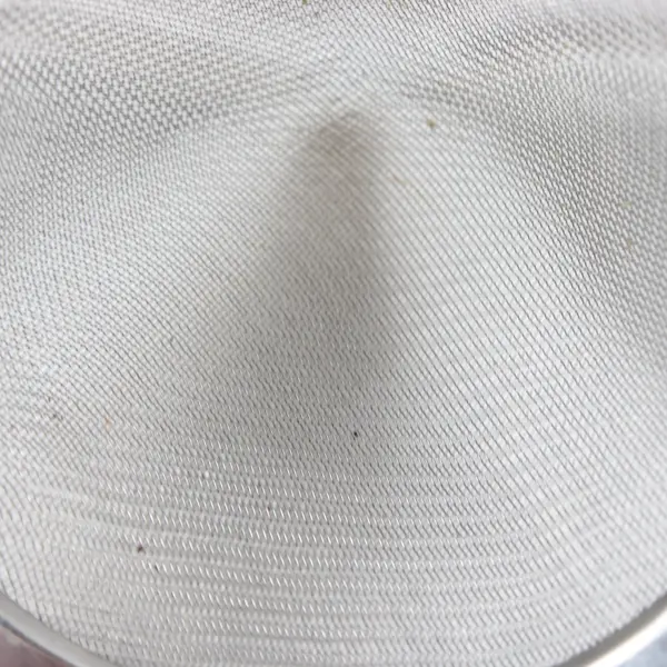 Stainless Steel Fine Mesh Metal Strainer, Silver Color