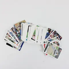 Lot of 72 Fleer 2006 Baseball Trading Cards
