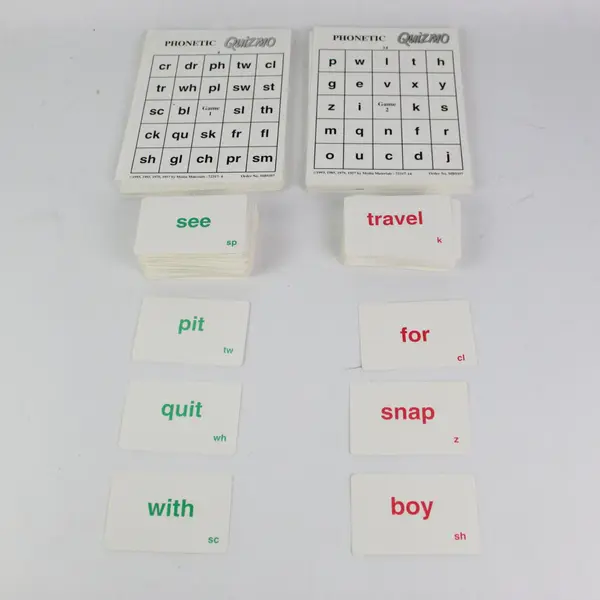 WORLDCLASS QUIZMO Phonetic Educational Bingo Board Game Ages 6-8