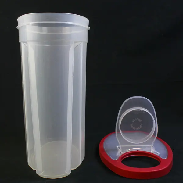 Rubbermaid 1.5 Gallon Plastic Pitcher Storage Container Red Lid