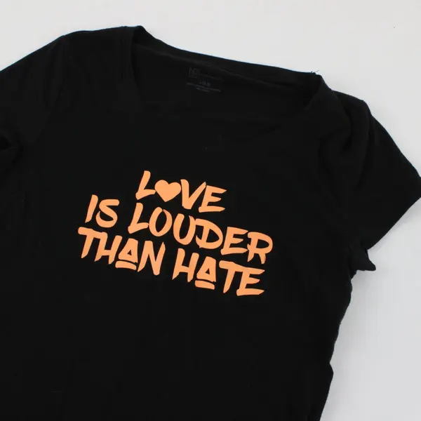 Kid's No Boundaries Love Is Louder Than Hate - Day Without Hate Shirt S (3-5)