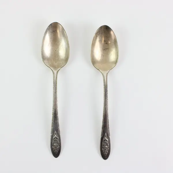 Lot of 2 WM A Rogers Oneida Vintage Lady Stuart Silverplate Teaspoons 6 1/4"