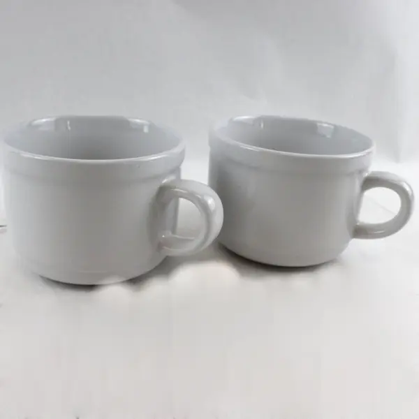 Set of 2 White Porcelain Mugs