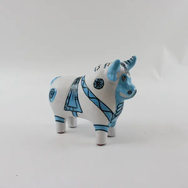 Peruvian Pucara Bull Ceramic Hand Painted Blue White Floral M. Fett Lima Peru
