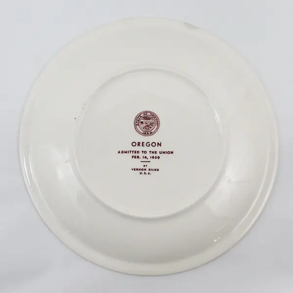 Vernon Kilns Famous Oregon Landmarks Stoneware Plate 10.5"