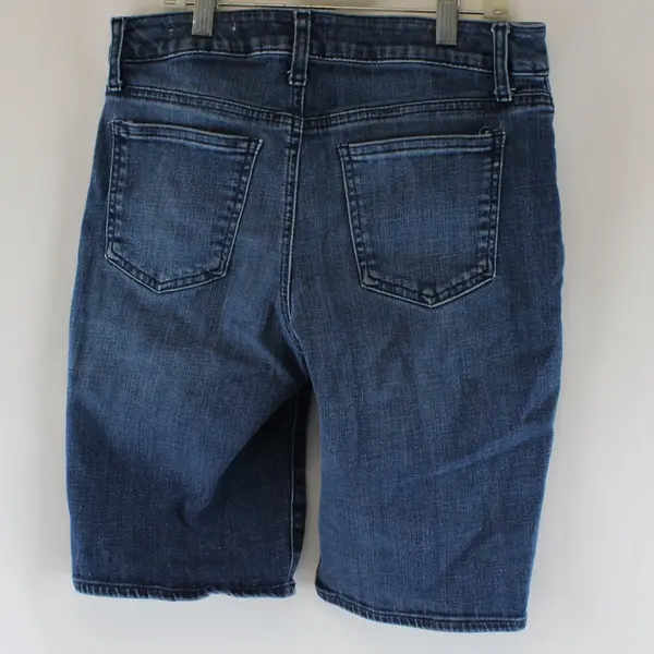 Chico's So Slimming Girlfriend Denim Shorts Medium Wash Women's Size 2