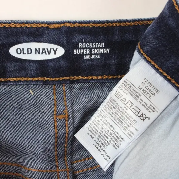 Old Navy Women's Dark Wash Rockstar Super Skinny Mid-Rise Jeans 12P