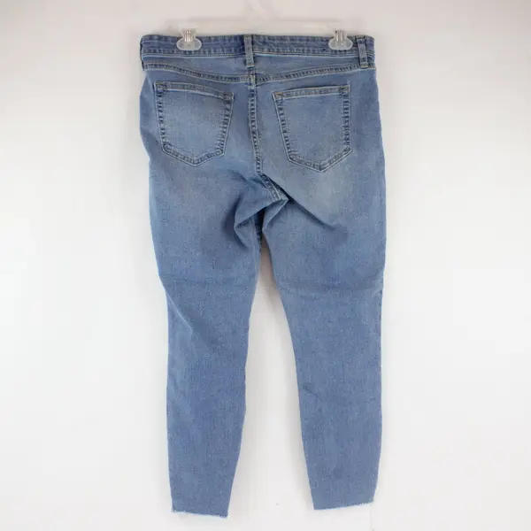 Gap Jeggings Womens 8/29 Blue Light Wash Skinny Stretch Distressed Ends