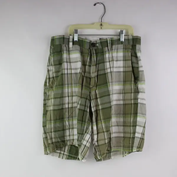 Gap Men's Size 30 Green White Plaid Casual Shorts