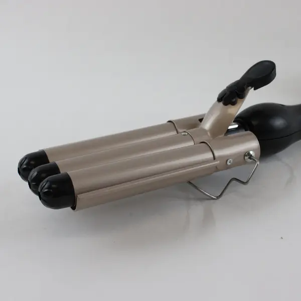Black Champagne Gold 3-Barrel Hair Waver Wave Styler