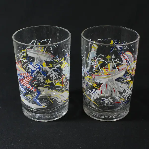 Set of 2 Disney World Remember the Magic Goofy 25th Anniversary Glasses