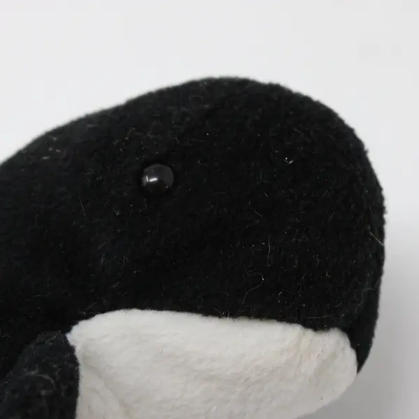 1996 Ty Beanie Baby Waves Orca Whale Retired w/ Tag Protector