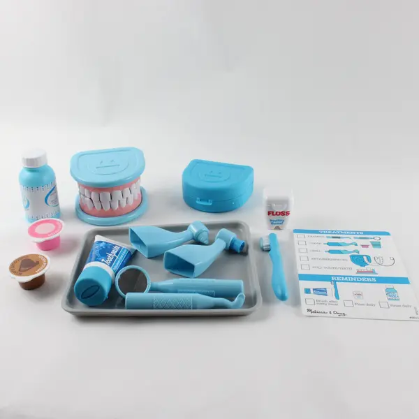 Melissa & Doug Super Smile Dentist Play Set Pretend Play Toy