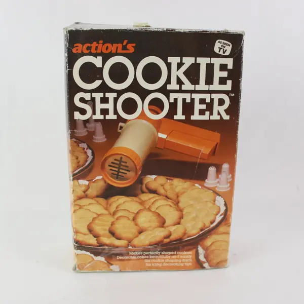 Vintage Action's Cookie Shooter Press w/ Box & 4 Metal Discs 1984