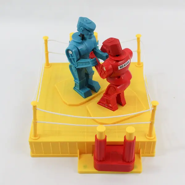 2001 Mattel Rock 'Em Sock 'Em Robots Boxing Ring Game 