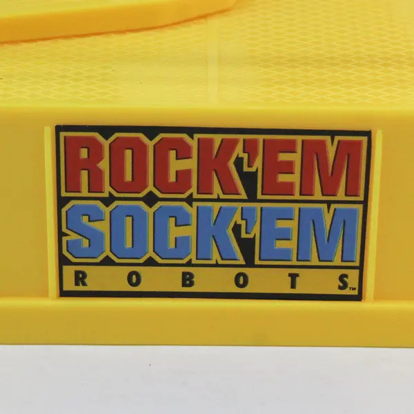2001 Mattel Rock 'Em Sock 'Em Robots Boxing Ring Game 