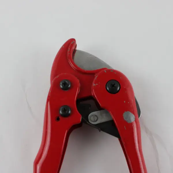 Uniweld 70087 PVC Pipe Cutter Ratchet Action 2-1/2 in Clean Cut