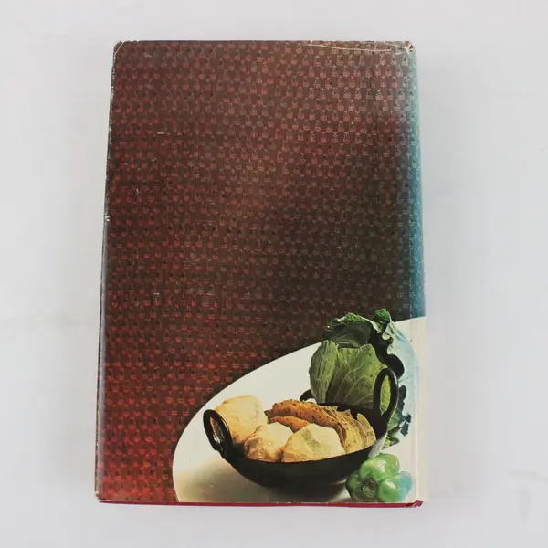 Vintage 1973 Hardcover Cookbook An Invitation to Indian Cooking Jaffrey DJ