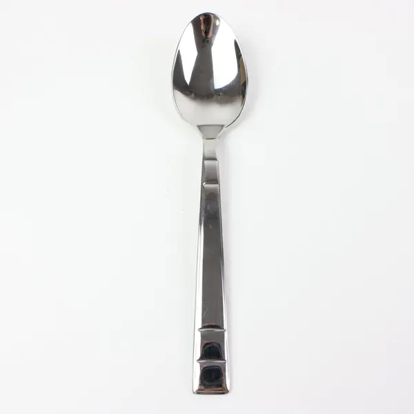 Mikasa Clover Pattern 18/10 Stainless Steel Oval Soup Spoon 7.75" Single