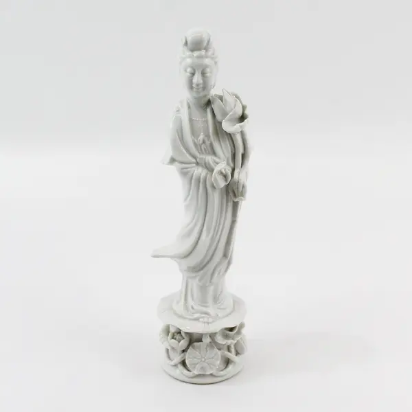 White Porcelain Guan Yin Asian Chinese Goddess Of Mercy Statue 10.5"