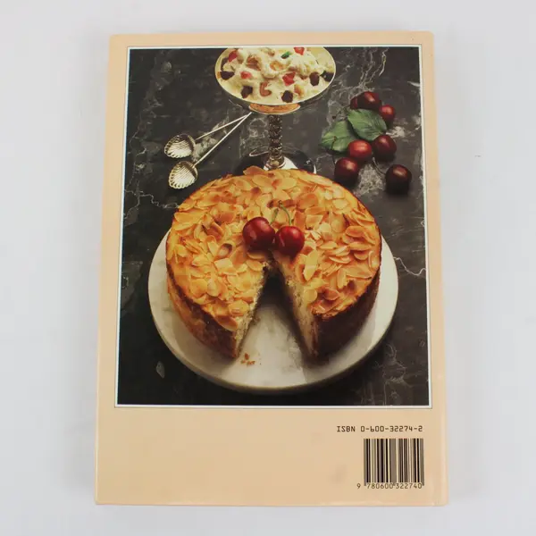 Vintage Complete Vegetarian Cookbook Janet Hunt 1985 4th Impr HC DJ UK