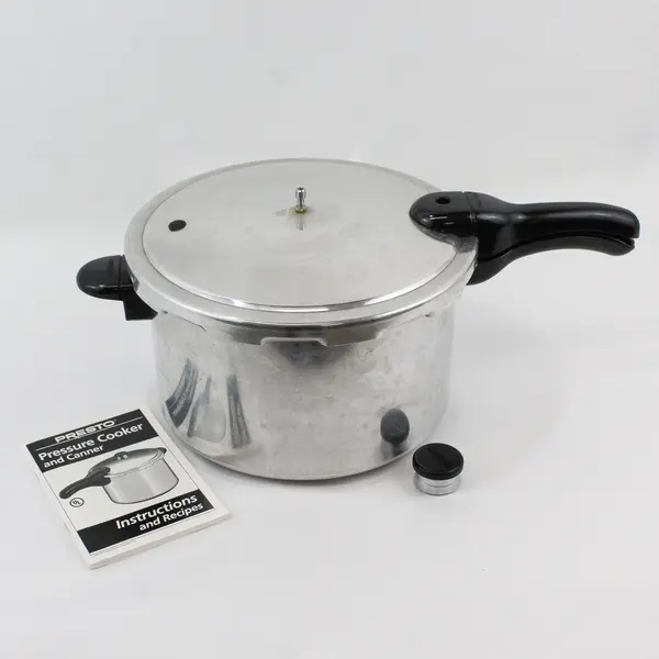 Vintage Presto 4 Qt Pressure Cooker 01282 W/ Weighted Jiggler