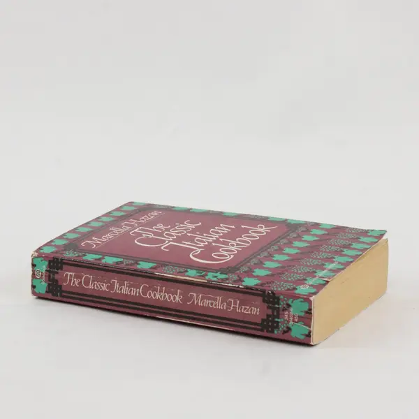The Classic Italian Cookbook Marcella Hazan 1984 PB The Art of Italian Cooking