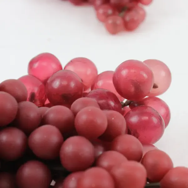 Lot of Assorted Unbranded Plastic Grapes Home Decor Craft Centerpieces