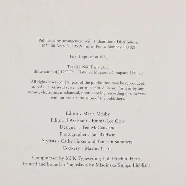 Vintage Tarla Dalal's New Indian Vegetarian Cookery 1st Impression 1986 HC Good