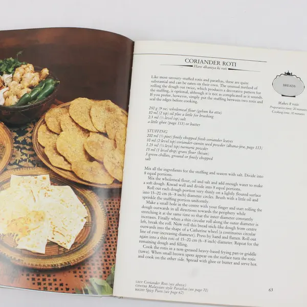 Vintage Tarla Dalal's New Indian Vegetarian Cookery 1st Impression 1986 HC Good